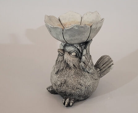 lind õiega pea kohal ART 168A