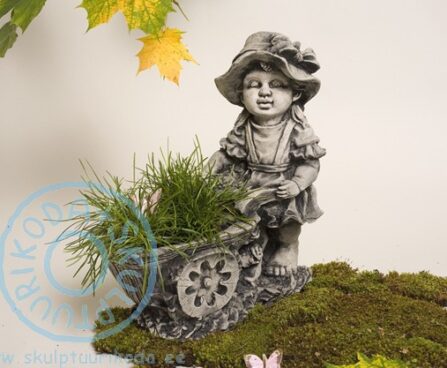 tüdruk käruga ART 355