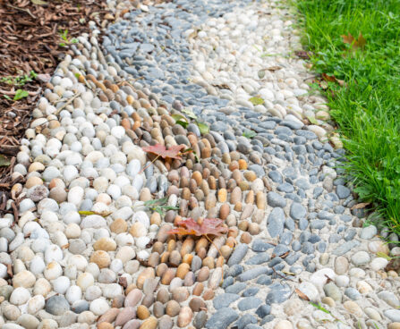 looduslikku värvi dekoratiivkivi, lihvitud, tajutee (1)